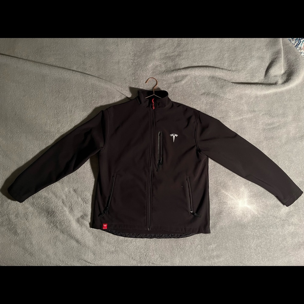 Tesla size medium